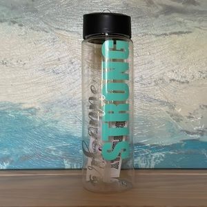 ARBONNE logo’d Arbonne Strong BPA free 24 oz water bottle NEW